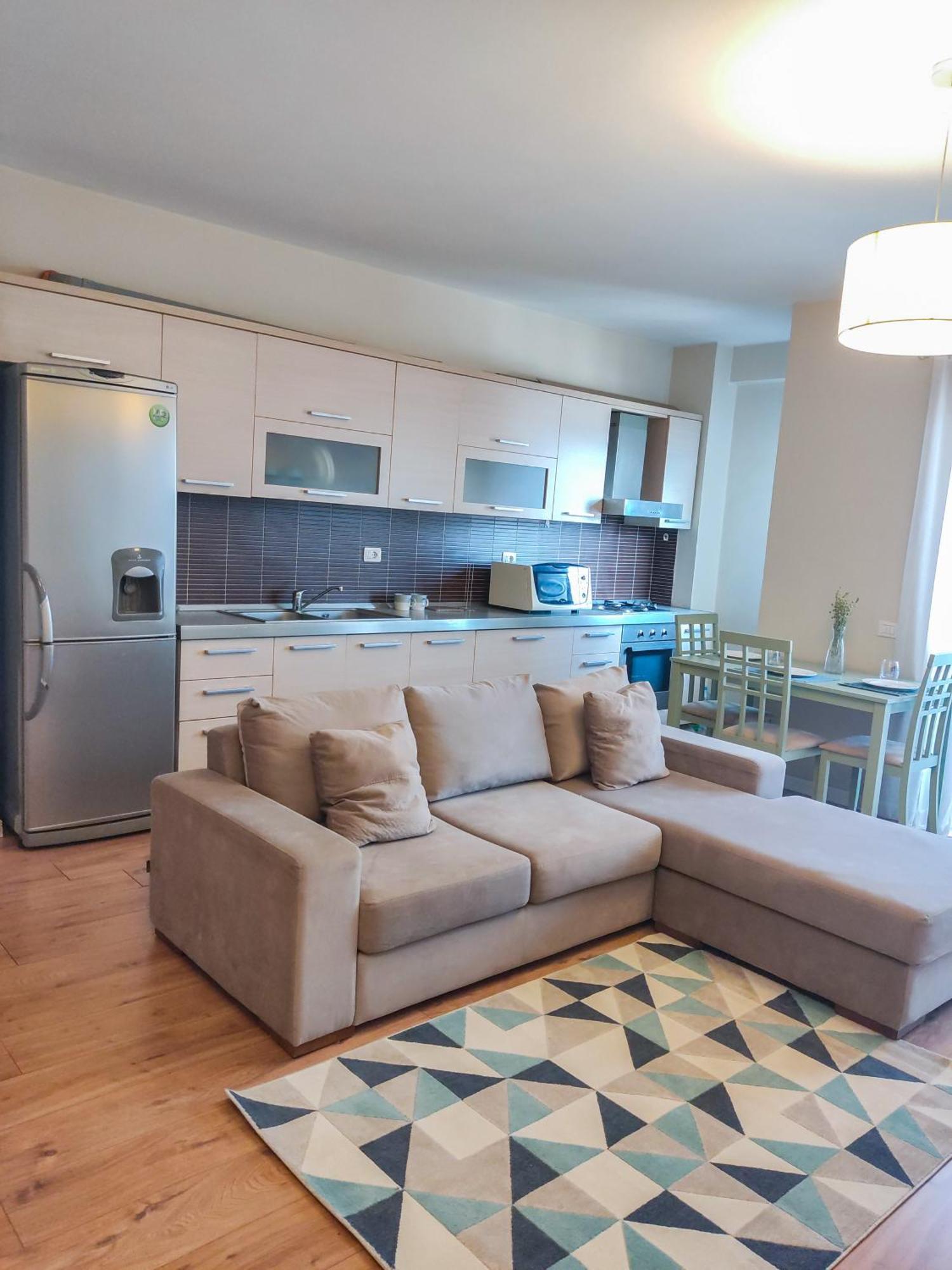Kora Apartaments - Relaxing Escape Тирана Экстерьер фото